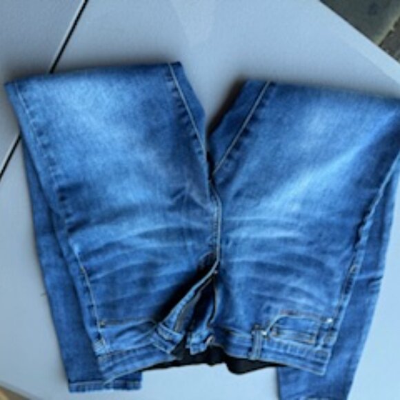 Grace & Lace Skinny Jeans, Size 14 - Picture 5 of 8